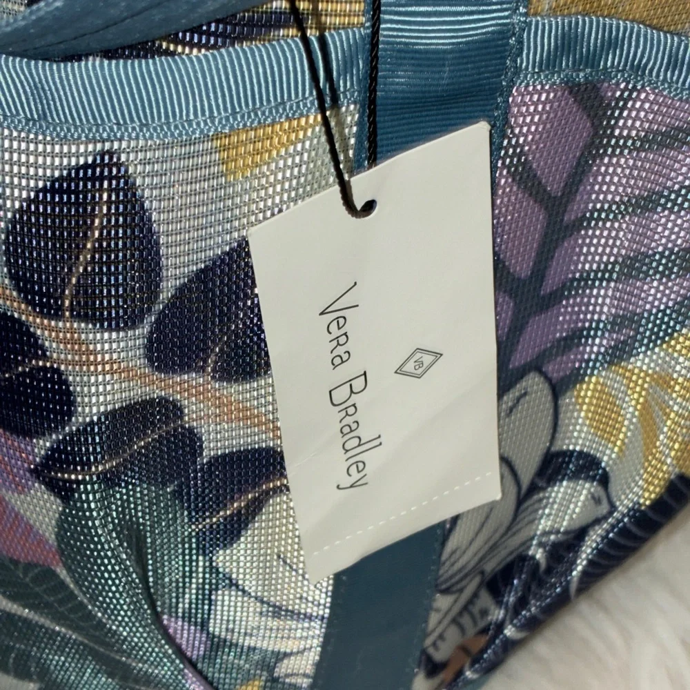 NWT Vera Bradley Hanging Caddy for Dorms, Home, Beach etc Palm Floral.